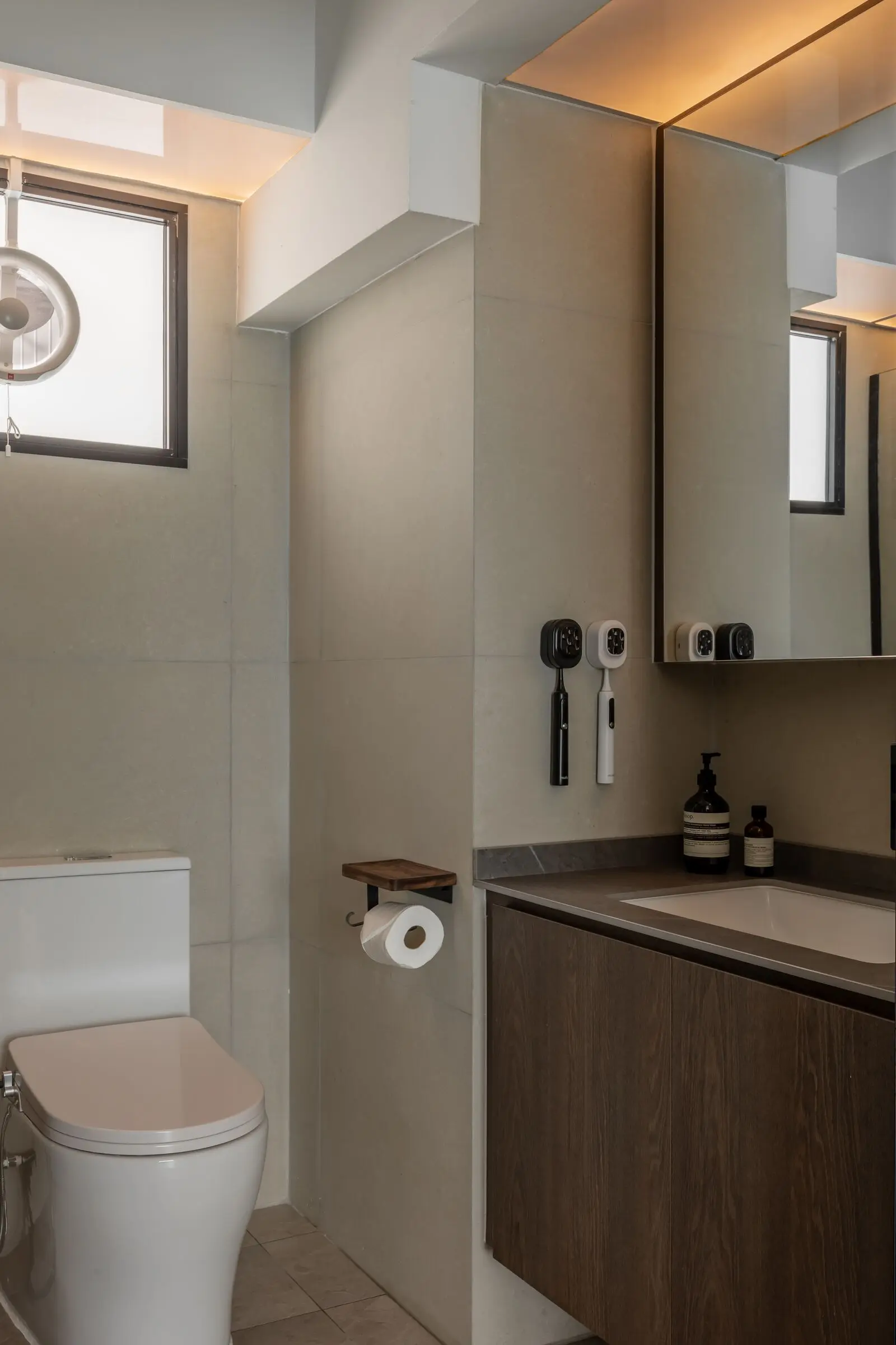 Vertical bathroom sink detail at 268C Punggol Field