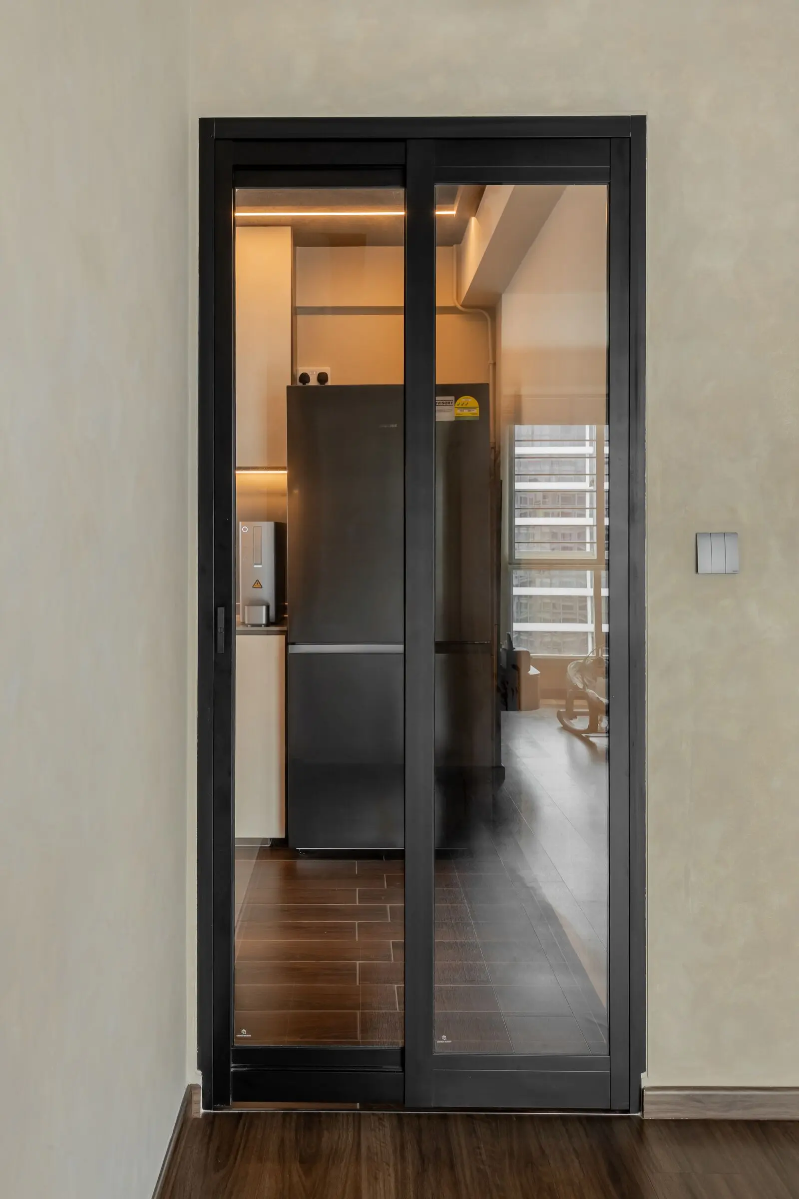 Vertical kitchen counter detail at 268C Punggol Field