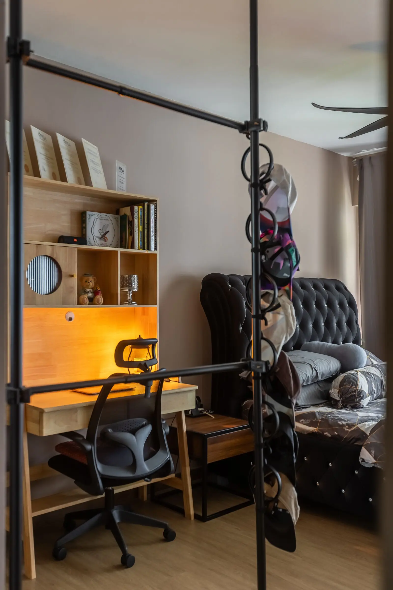 Home office with built-in shelving at 401A North Shore