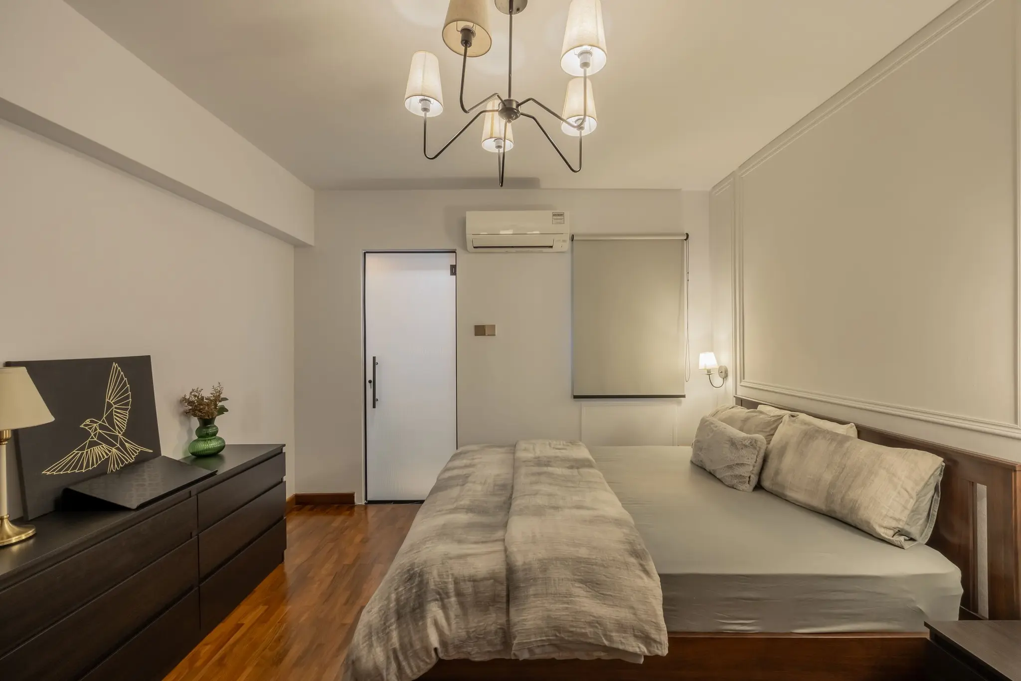 Bedroom with classic wall moulding at 405A Fernvale Lane