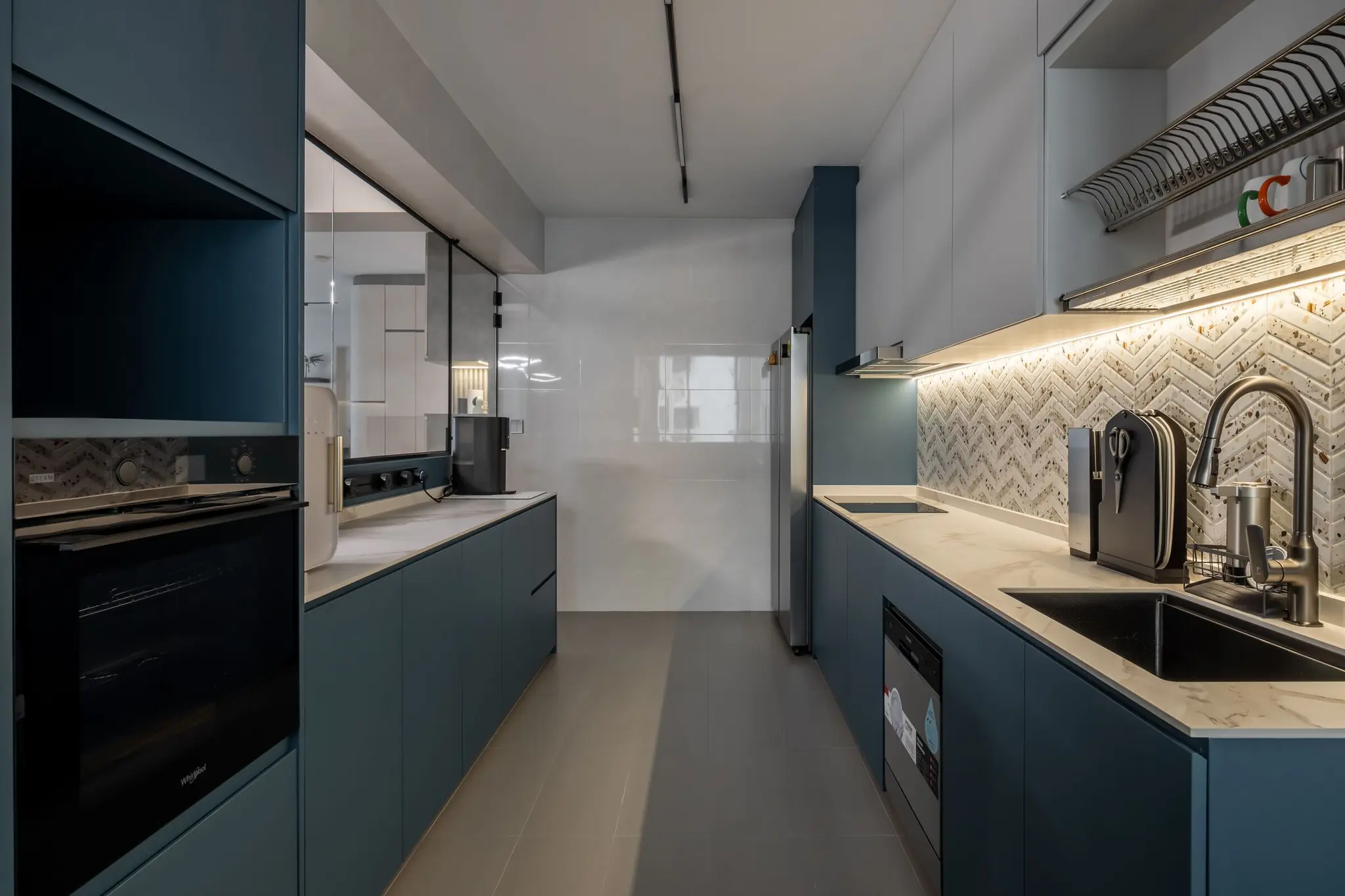 Kitchen worktop and glass partition at 447A Punggol Way